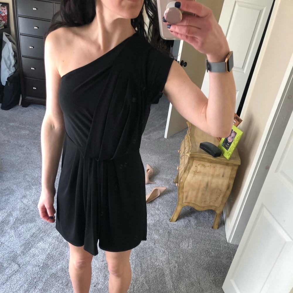 BCBG Generation one arm LBD
